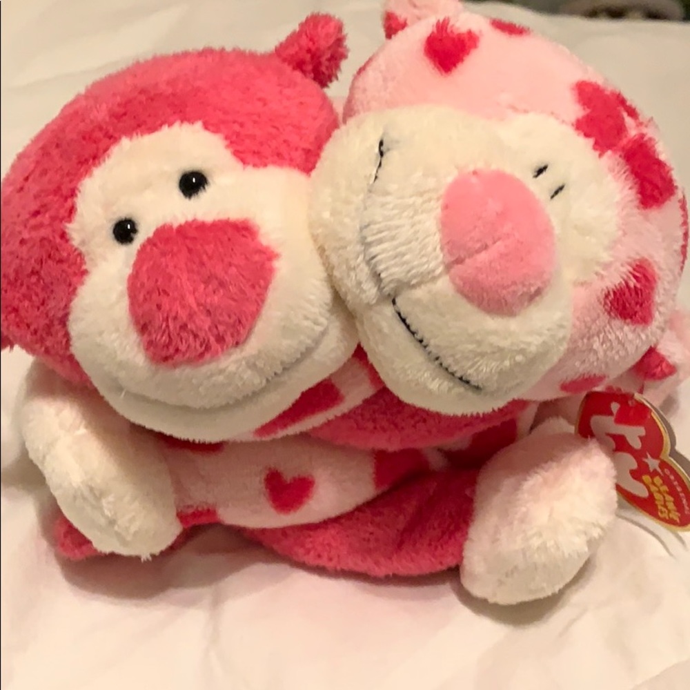 Romeo and Juliet TY Beanie Babies. Hugging monkeys